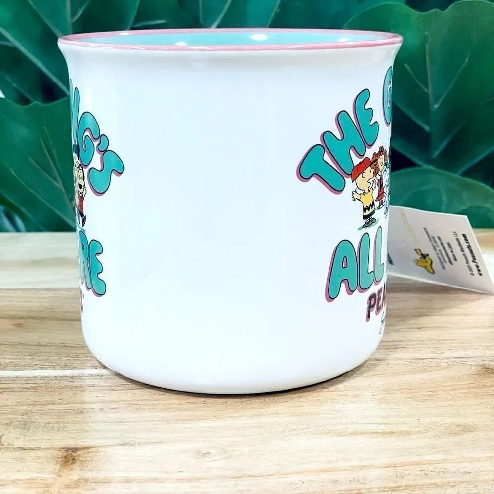 NWT Peanuts Snoopy & Friends “THE GANG’S ALL HERE” Green & White Jumbo 20 Oz Mug - Picture 4 of 12